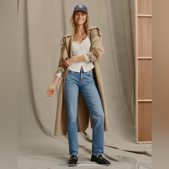 American Eagle Stretch High-Waisted Straight Jean size 10 - Picture 2 of 7